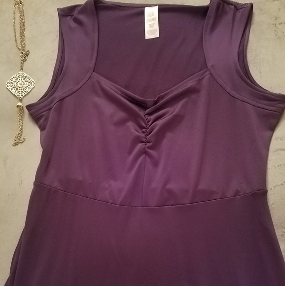 Dress - Picture 6 of 7